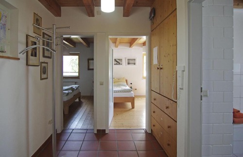 Waggershausen Apartment | Experience Family-Friendly Comfort at Ferienwohnung Bodenseewelle