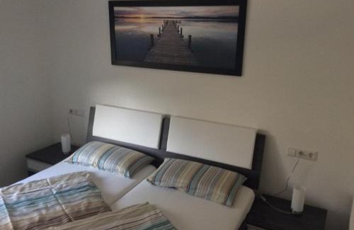 Langenargen Apartment | Enchanting Ferienwohnung Bodenseezauber - Family-Friendly Retreat