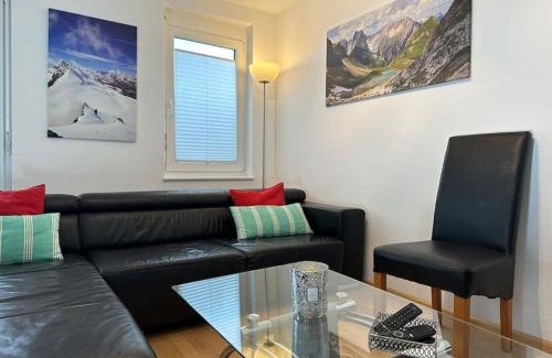 Hagnau Apartment | Relaxing Ferienwohnung Bodenseeblick with On-Site Restaurant