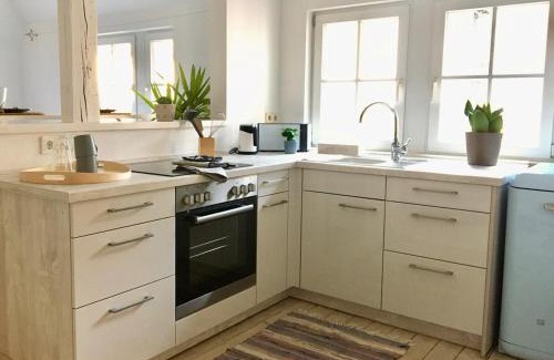 Pforzheim Apartment | Discover Ferienwohnung Brötzingen with Family-Friendly Dining