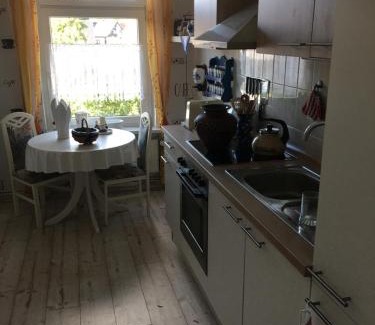 Grabow Apartment | Cozy Ferienwohnung Bunte Stadt: Pet-Friendly Retreat