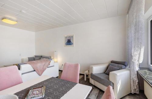 Meinerzhagen Apartment | Ferienwohnung Cakir