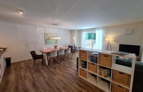 Wangen im Allgaeu Apartment | Elegant Ferienwohnung CaLuMa: 9/10 Rated & Family-Friendly