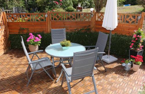 Hemfurth-Edersee Apartment | Oceanfront Retreat: Ferienwohnung Caroline - Rated 9.3/10
