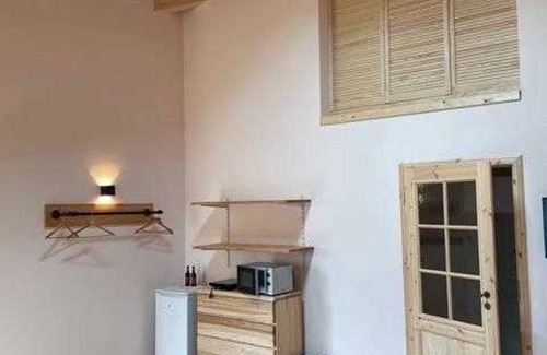 Villmar Apartment | Cozy Carolinger Hüttendorf: Pet-Friendly Retreat with Breakfast
