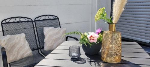 Heinsberg Apartment | Cozy Casa Di Lago: Top-Rated Family-Friendly Retreat
