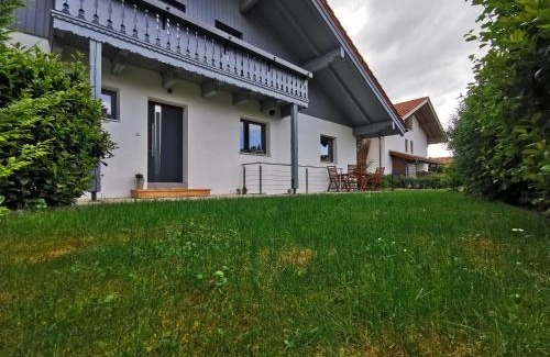 Chieming Apartment | Oceanfront Getaway at Ferienwohnung Chiemseeliebe - 4 Stars