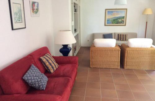 Oberkirch Apartment | Pet-Friendly Ferienwohnung Cipolla: Family-Friendly Retreat