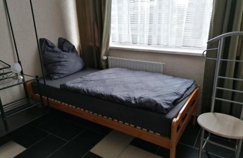Dippelsdorf Apartment | Family-Friendly Ferienwohnung Civrilli 3: Ideal for Travelers