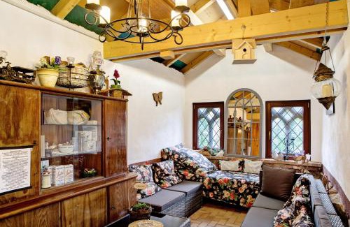Buttlar House | Charming Stay at Pension Rhöner Kräuterwerk - Rated 9.3/10
