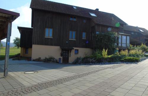 Unterweid Apartment | Pet-Friendly Ferienwohnung Csilla 2 with Great Reviews