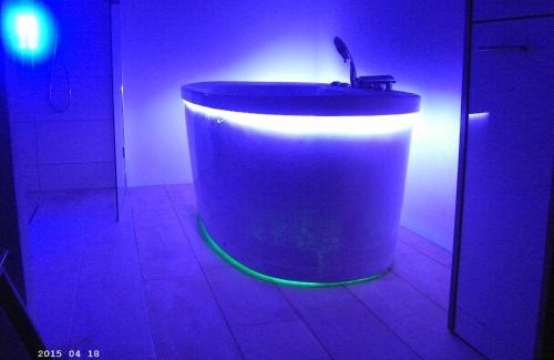 Allagen Apartment | Comfortable Ferienwohnung Dähne with Hot Tub & Kitchen