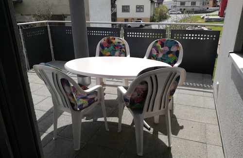 Hirschaid Condo | Guest Rated 10/10 at Ferienwohnung Dötzer with Pool & Spa