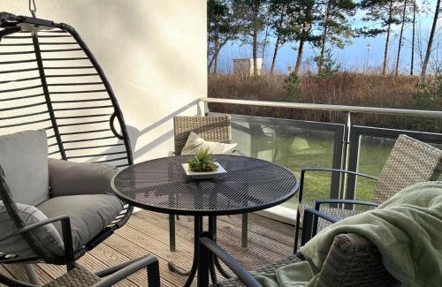 Juliusruh Apartment | Oceanfront Ferienwohnung Dünensegler - 4-Star Family Retreat