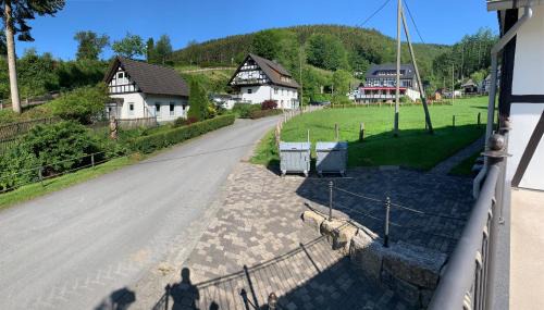 Sorpetal Apartment | Pet-Friendly Retreat at Ferienwohnung Dünnebacke