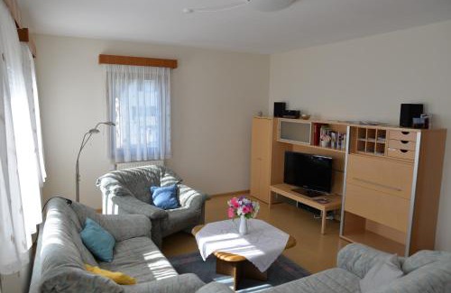 Gemarkung Laufen an der Eyach Apartment | Family-Friendly Ferienwohnung Dürnbach with Great Reviews