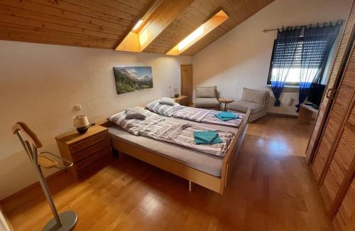 Uehlingen-Birkendorf Apartment | Pet-Friendly Ferienwohnung Sonnenschein with High Guest Ratings