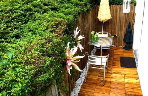 Ludwigshafen Apartment | Pet-Friendly Ferienwohnung Seestern with Breakfast Included