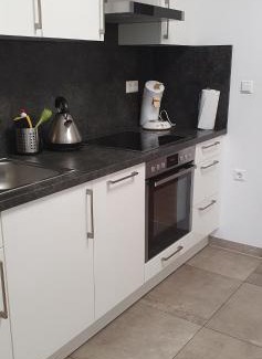 Brackenheim Apartment | Pet-Friendly Ferienwohnung with Top Guest Ratings