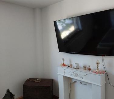 Kuerten Apartment | Cozy Private Apartment - Pet & Child Friendly Retreat