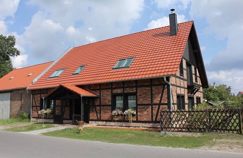 Lubben Apartment | Ocean View Retreat: Ferienwohnung Fürst with Family Amenities