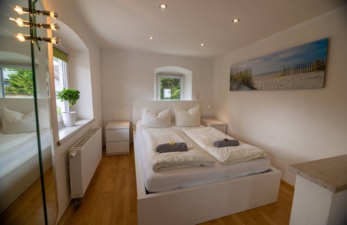 Lechbruck Apartment | Spacious Apartment for 25 Guests with Ocean View in Lechbruck