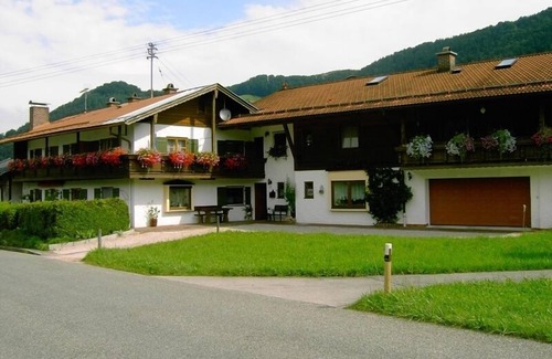 Marktschellenberg Apartment | Cozy Apartment for 1-3 Guests with Family-Friendly Amenities