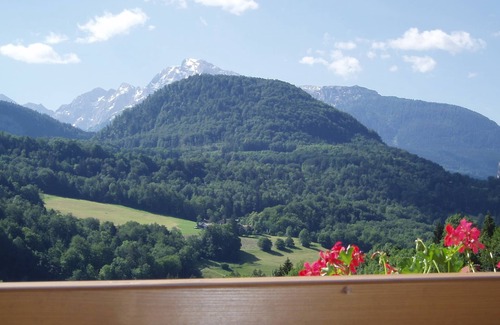 Schneefelden Apartment | Cozy Ferienwohnung 1 Hoher Göll for Couples - Rated 10/10