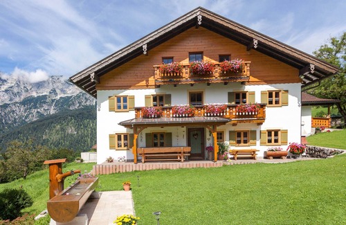 Marktschellenberg Apartment | Cozy Retreat for 1-2: Top Rated with Kitchen Amenities