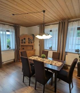 Neuhof an der Zenn Apartment | Family-Friendly Ferienwohnung im Zenngrund with Top Reviews