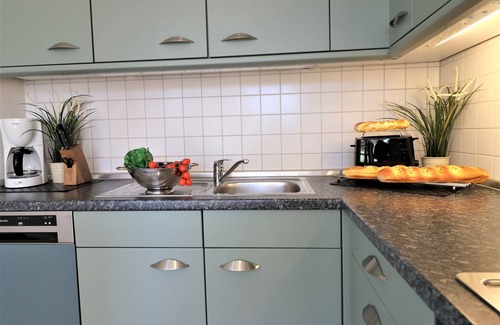 Ostseebad Wustrow Apartment | Premier Ferienwohnung in Central Location with Pool & Spa