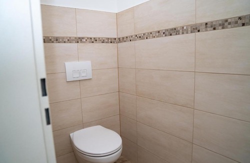 Rabenkirchen Apartment | Pet-Friendly Retreat at Ferienwohnung BEA 1 - Rated 8/10