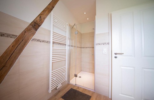 Rabenkirchen Apartment | Pet-Friendly Ferienwohnung BEA 2 for Family Getaways