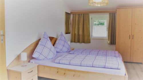 Unterschonau Apartment | Oceanfront Family Retreat at Ferienwohnung Graßl