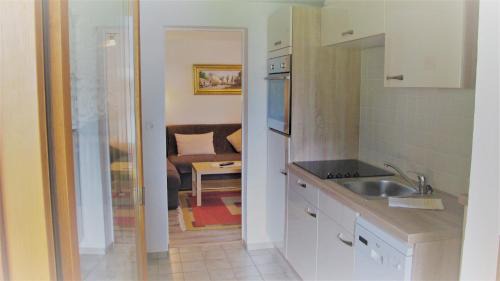 Unterschonau Apartment | Oceanfront Family Retreat at Ferienwohnung Graßl
