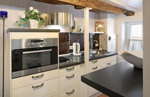 Staufen im Breisgau Apartment | Perfect Getaway at Ferienwohnung Gill - Pet Friendly Retreat