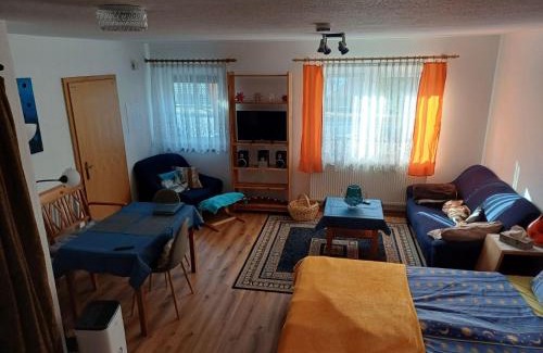 Dittwar Apartment | Ferienwohnung-Sonnenschein-Dittwar