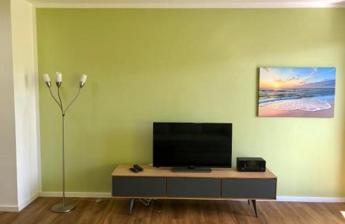 Unteruhldingen Apartment | Seewind Apartment - Breathtaking Lake Views by Bodensee