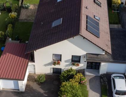 Uhldingen-Muehlhofen Apartment | Top-Rated Stay at Ferienwohnung Neubacher - Comfort Awaits