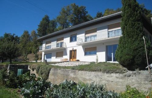 Chandolin-près-Savièse Apartment | Pet-Friendly Retreat at Ferienwohnung Dent Blanche