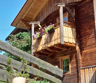 Grosskirchheim Apartment | Pet-Friendly Retreat at Ferienwohnung Dienerhof - 9.5/10 Rated