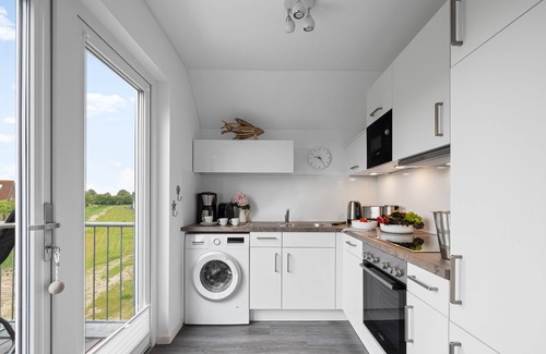 Busum Apartment | Top-Rated Ferienwohnung Dock 40 with Oceanfront Views