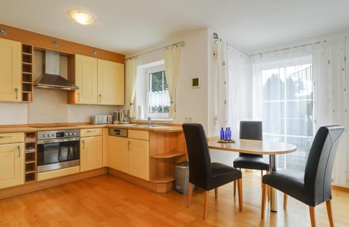 Neukirch Apartment | Family-Friendly Ferienwohnung Dorada with Pool Access