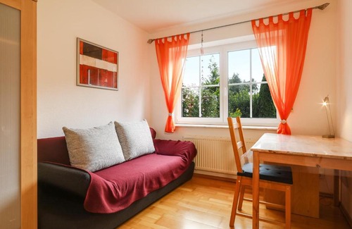 Neukirch Apartment | Family-Friendly Ferienwohnung Dorada with Pool Access