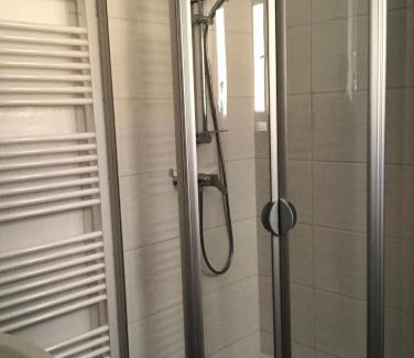Kossern Apartment | Family-Friendly Retreat at Ferienwohnung Dorfblick