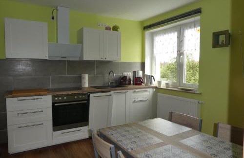 Kossern Apartment | Family-Friendly Retreat at Ferienwohnung Dorfblick