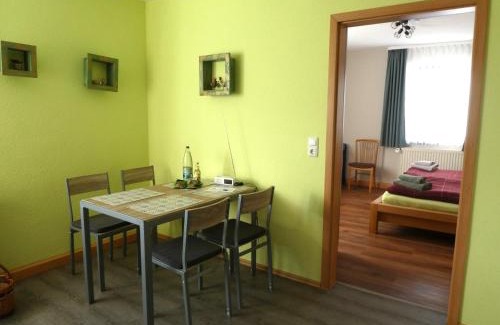 Kossern Apartment | Family-Friendly Retreat at Ferienwohnung Dorfblick