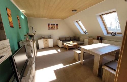 Kneese Dorf Apartment | Family-Friendly Stay at Ferienwohnung "Dorfidyll" - 8/10 Rating