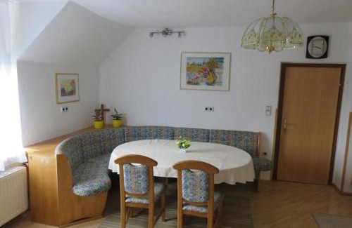 Arnoldstein Apartment | Guest Rated 10/10: Ferienwohnung Dreiländereck in Villach