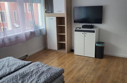 Gruna Apartment | Newly Opened Dresden Apartment Near Großer Garten, 10/10 Score